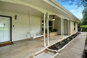 241 Timberlake Dr, Azle, TX 76020 - Photo 37