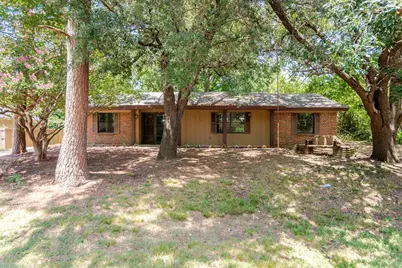 611 Cain Street, Lake Dallas, TX 75065 - Photo 1