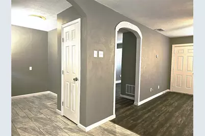 3735 Stateoak Drive, Dallas, TX 75241 - Photo 9