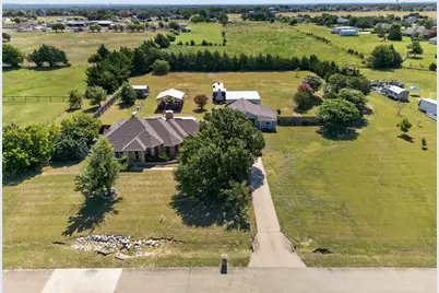 7851 Mavis Avenue, Waxahachie, TX 75167 - Photo 35