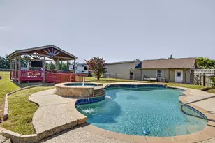 7851 Mavis Ave, Waxahachie, TX 75167 - Photo 15