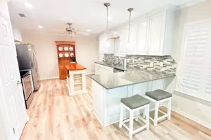 2432 Skyline Dr, Waco, TX 76710 - Photo 9