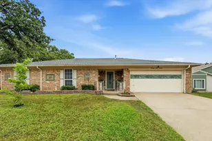 7713 Briarridge Ct, North Richland Hills, TX 76182 - Photo 3