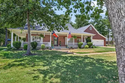 233 Saint Andrews Drive E, Mabank, TX 75156 - Photo 1
