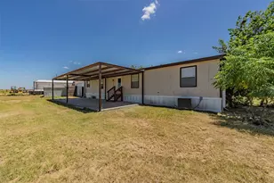 3704 Berry Springs Ct, Joshua, TX 76058 - Photo 5