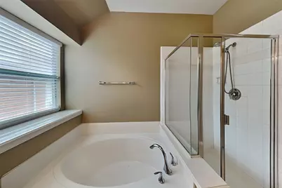 11364 Lockshire Drive, Frisco, TX 75035 - Photo 9
