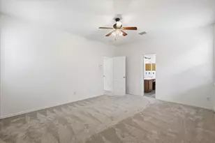 6013 Goldenrod Dr, Denton, TX 76208 - Photo 13