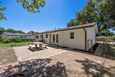 4577 Silversprings Drive, Dallas, TX 75211 - Photo 31