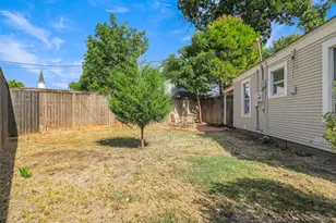 1502 Resistol Rd, Garland, TX 75042 - Photo 17