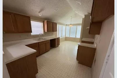 1338 Overlook Drive, Lewisville, TX 75067 - Photo 5
