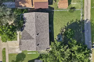 9519 County View Rd, Dallas, TX 75249 - Photo 19