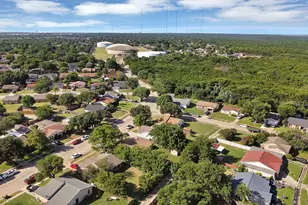 9519 County View Rd, Dallas, TX 75249 - Photo 27