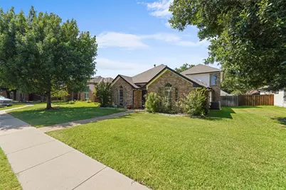 1220 Dentonshire Drive, Carrollton, TX 75007 - Photo 9