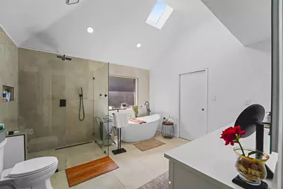1220 Dentonshire Drive, Carrollton, TX 75007 - Photo 27