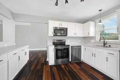2054 Lake Pointe Drive, Little Elm, TX 75068 - Photo 13