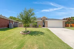 2054 Lake Pointe Dr, Little Elm, TX 75068 - Photo 1