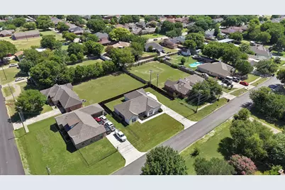 925 Balkan Drive, Lancaster, TX 75134 - Photo 27