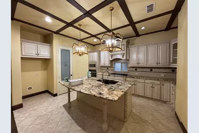 2807 Borama Drive, Irving, TX 75062 - Photo 9