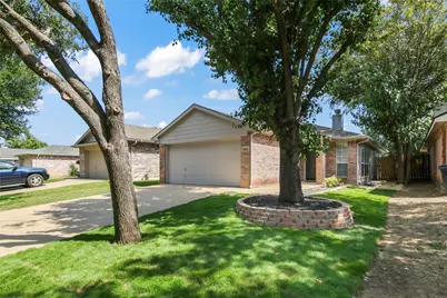 826 Savage Drive, Denton, TX 76207 - Photo 3