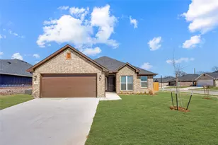 2801 Tulip Dr, Sherman, TX 75092 - Photo 1