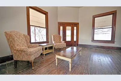 400 S Broad Street, Saint Jo, TX 76265 - Photo 5