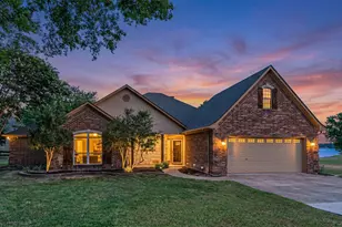132 Seminole Trl, East Tawakoni, TX 75472 - Photo 1