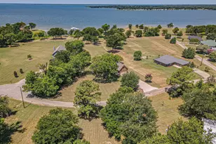 132 Seminole Trl, East Tawakoni, TX 75472 - Photo 35