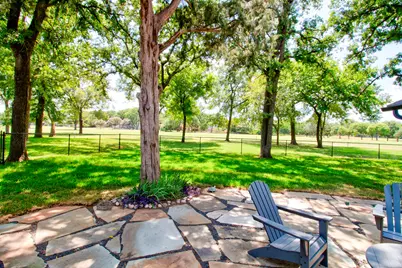 1118 Kiowa Drive W, Gainesville, TX 76240 - Photo 35