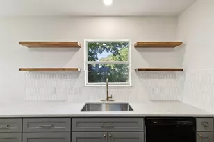 3726 Westcliff Rd S, Fort Worth, TX 76109 - Photo 19