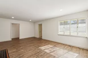 3726 Westcliff Rd S, Fort Worth, TX 76109 - Photo 7