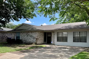 905 Northshore Dr, Garland, TX 75040 - Photo 3