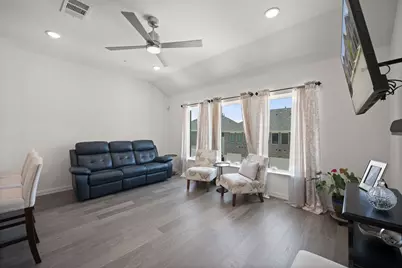 5243 Legacy Street, Haltom City, TX 76117 - Photo 7