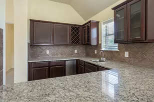 1220 Berkeley Dr, Burleson, TX 76028 - Photo 23