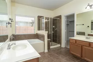 1220 Berkeley Dr, Burleson, TX 76028 - Photo 21