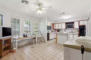 8708 S Monticello Cir, Granbury, TX 76049 - Photo 15