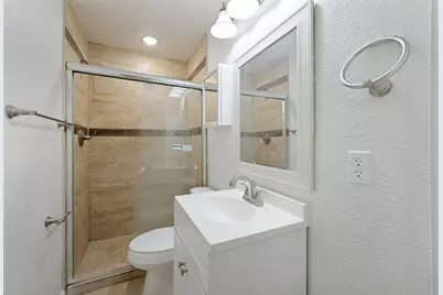 1102 E Lovers Lane, Arlington, TX 76010 - Photo 11
