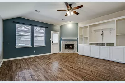 4516 Highridge Drive, The Colony, TX 75056 - Photo 13