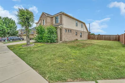 928 Casa Grandes Drive, Arlington, TX 76002 - Photo 1