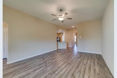 352 Lowery Oaks Trail, Fort Worth, TX 76120 - Photo 13