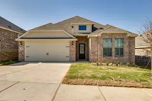352 Lowery Oaks Trl, Fort Worth, TX 76120 - Photo 1