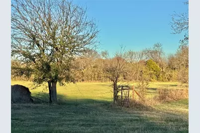 738 Cole Street, Gainesville, TX 76240 - Photo 5