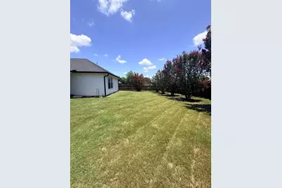136 Holly Street, Waxahachie, TX 75165 - Photo 37