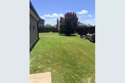 136 Holly Street, Waxahachie, TX 75165 - Photo 35