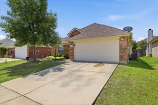 3232 Chesington Dr, Fort Worth, TX 76137 - Photo 3