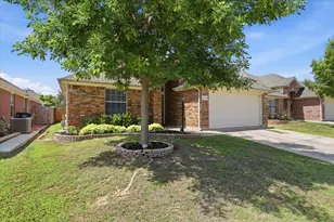 3232 Chesington Dr, Fort Worth, TX 76137 - Photo 3