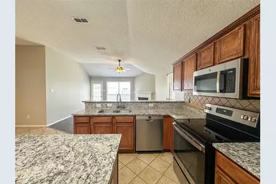 10245 Brea Canyon Road, Fort Worth, TX 76108 - Photo 5