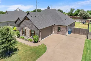932 Gallant Fox Rd, Hewitt, TX 76643 - Photo 37