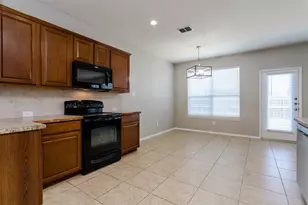 203 Arabian Rd, Waxahachie, TX 75165 - Photo 5