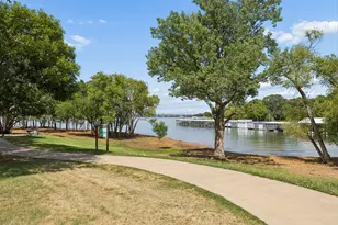 1313 Blairwood Dr, Flower Mound, TX 75028 - Photo 25