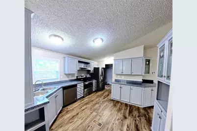 1315 Phoenix Court, Granbury, TX 76048 - Photo 3